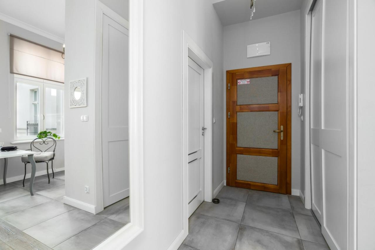 Modish Studio Poznan Old Town By Noclegi Renters Exterior foto