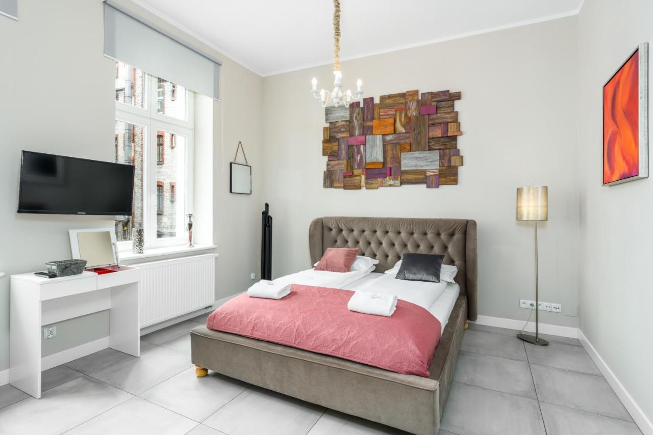 Modish Studio Poznan Old Town By Noclegi Renters Exterior foto